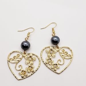 Floral heart pearl earrings with cz
